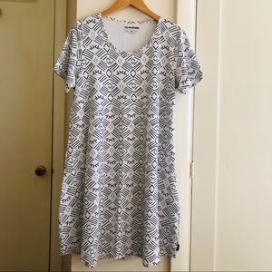 DAKINE - Black & White Shirt Dress